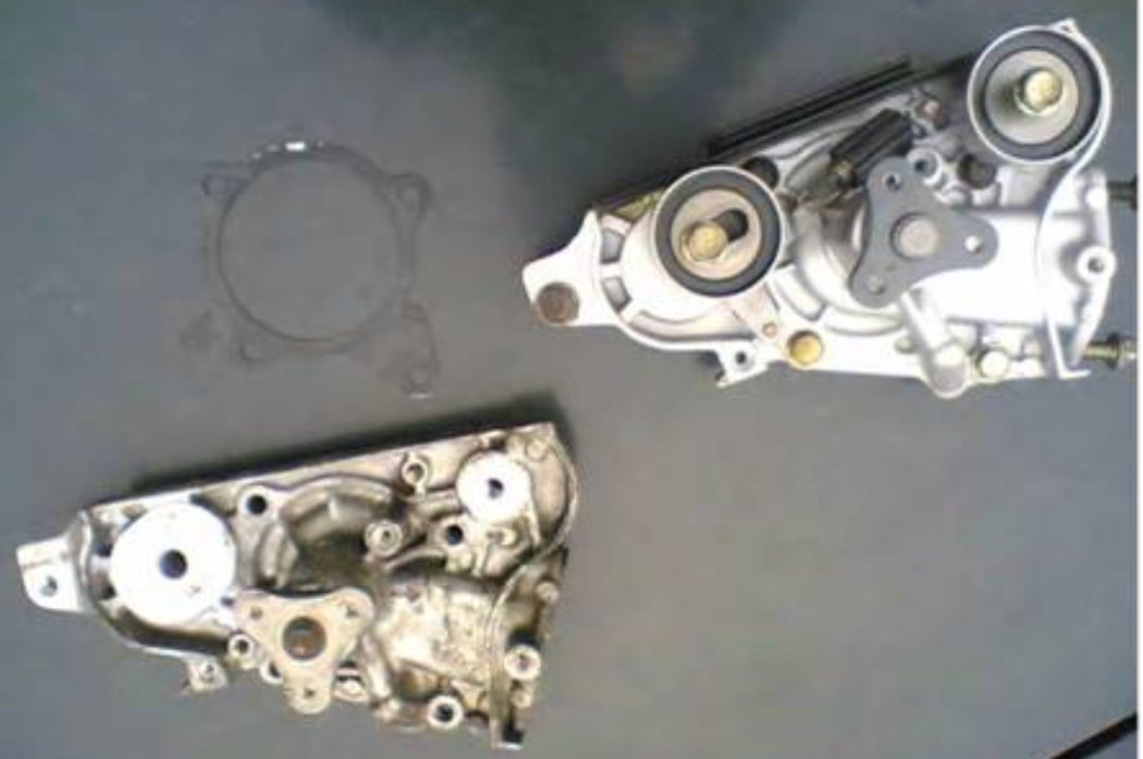 JartBanssen's tweet photo. Ja, zelfs ik heb nog weleens een spiekbriefje nodig. Maar met een nieuwe distributieriem (set) en waterpomp kan die er weer 90.000 km tegenaan! 😄 #Mazda #323F #Mazda323F https://t.co/YmkbTpnJ2E