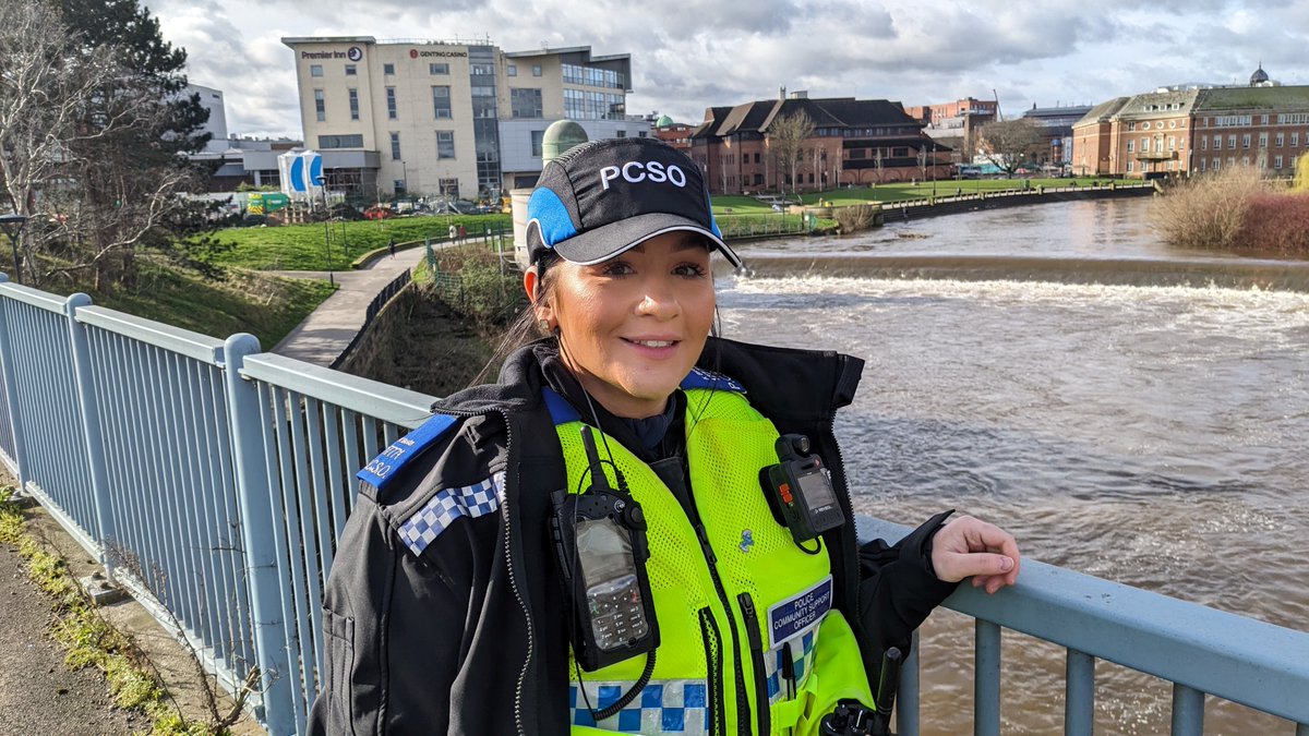 Please welcome our newest PCSO to the Safer Neighbourhood Team! Say hello to PCSO Kelly Broster 👋 . She's looking forward to getting to know the City Centre and the people there. Please feel free to say 'hello' if you see her around. 👋 #Engagement #Priorities #NewPCSO