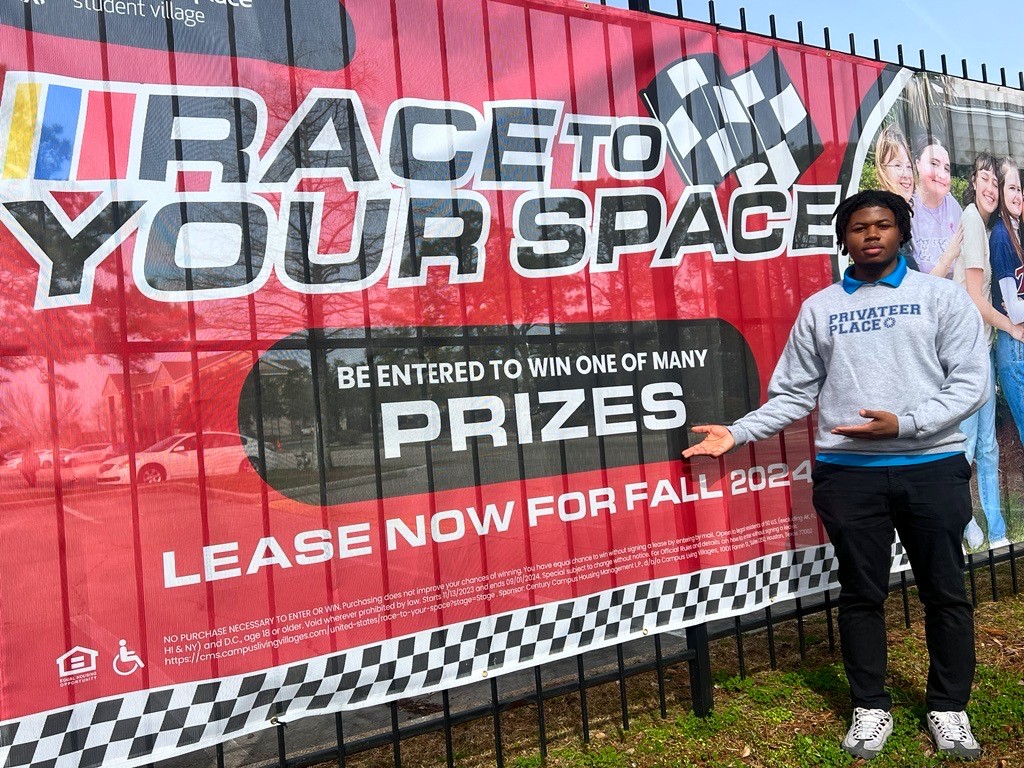 PrivateerPlace's tweet photo. Race to Your Space!!! 🏁 We are now 57% leased for Fall 2024! 🎉 

Spots are filling up fast! ⏳ Stop by our leasing office today for a personal tour! 🚶‍♂️🚶‍♀️ 

#RaceToYourSpace #FallLeasing #UNO #UNOProud #UniversityOfNewOrleans #UNOPrivateers #NOLA #PrivateerPlace https://t.co/kezsPtWZ5Q