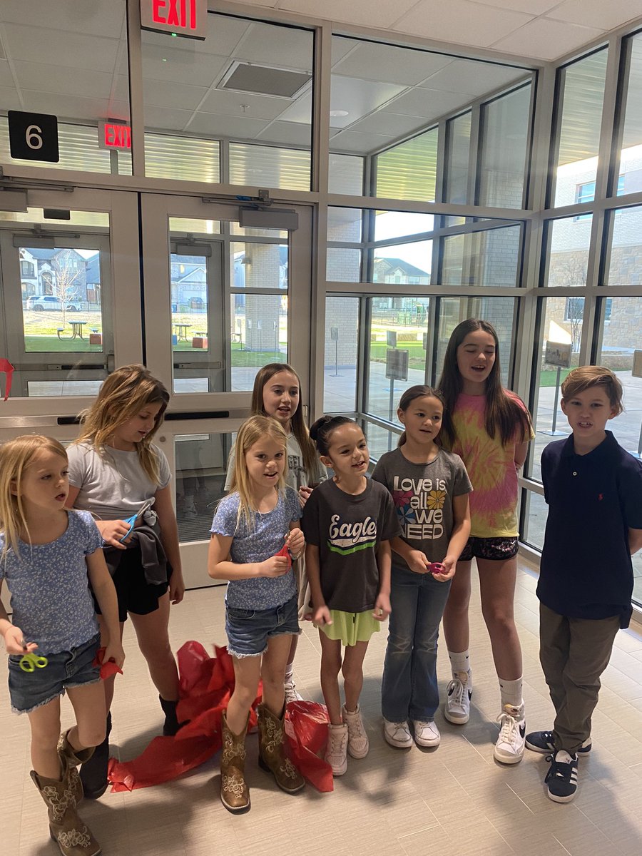 Courtney George tweet media