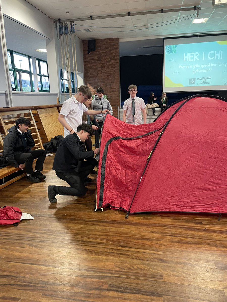 Adran Amgylcheddol ac Awyr Agored Gwynllyw tweet media