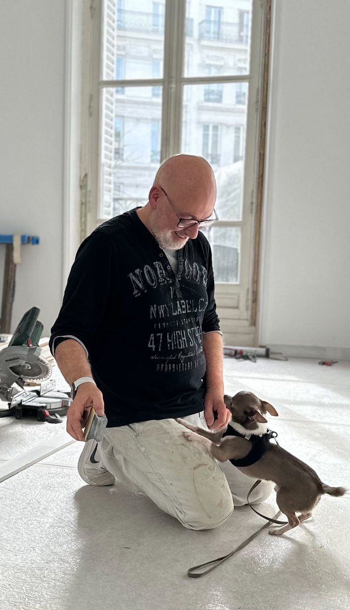 notaireparis11's tweet photo. Visite de chantier 🔨avec l’équipe 👷🏻👷🏽‍♂️
J-7️⃣ avant la livraison !

Tellement hâte de vous faire découvrir la nouvelle Étude ⚖️✨

➡️ 48 rue de Malte, PARIS 11ème 

#notaire #paris11 #travaux #nouveaudepart
#moutonpuech #tyrex https://t.co/qqTHRZ3s2y