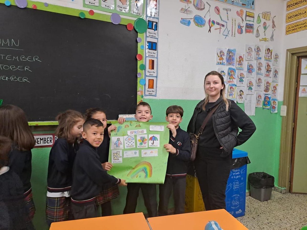 ColegioJABY's tweet photo. Encantados de recibir a profesores de la del sur de Polonia, Szkola Podstawowa im. M. kopernika w Czaslawiu. Durante su Job Shadowing hemos tenido la oportunidad de mostrarles nuestro proyecto y el trabajo diario que realizan profesores, alumnos y familias.
@sepiegob https://t.co/oSXWwh40tp