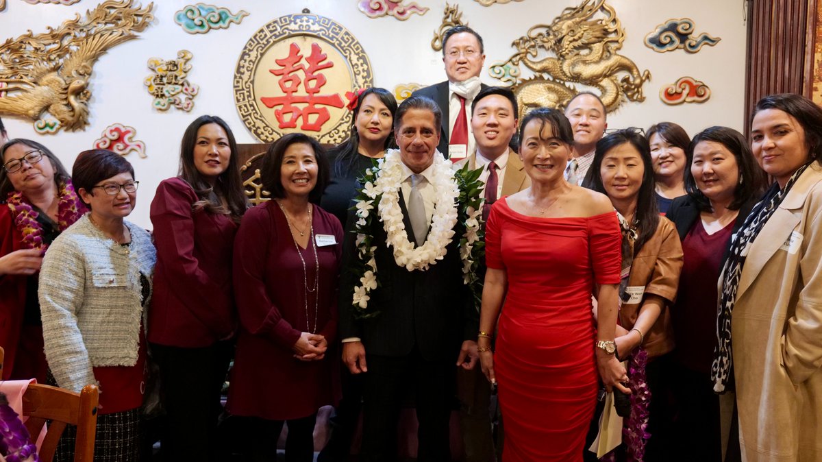 Thank you to the Alliance for Asian Pacific Administrators for a night of heartfelt camaraderie and joy among <a href="/LASchools/">Los Angeles Unified</a> colleagues at the annual "Bring Your Boss" dinner, a fundraiser for student scholarships. #IBelieveInLAUSD