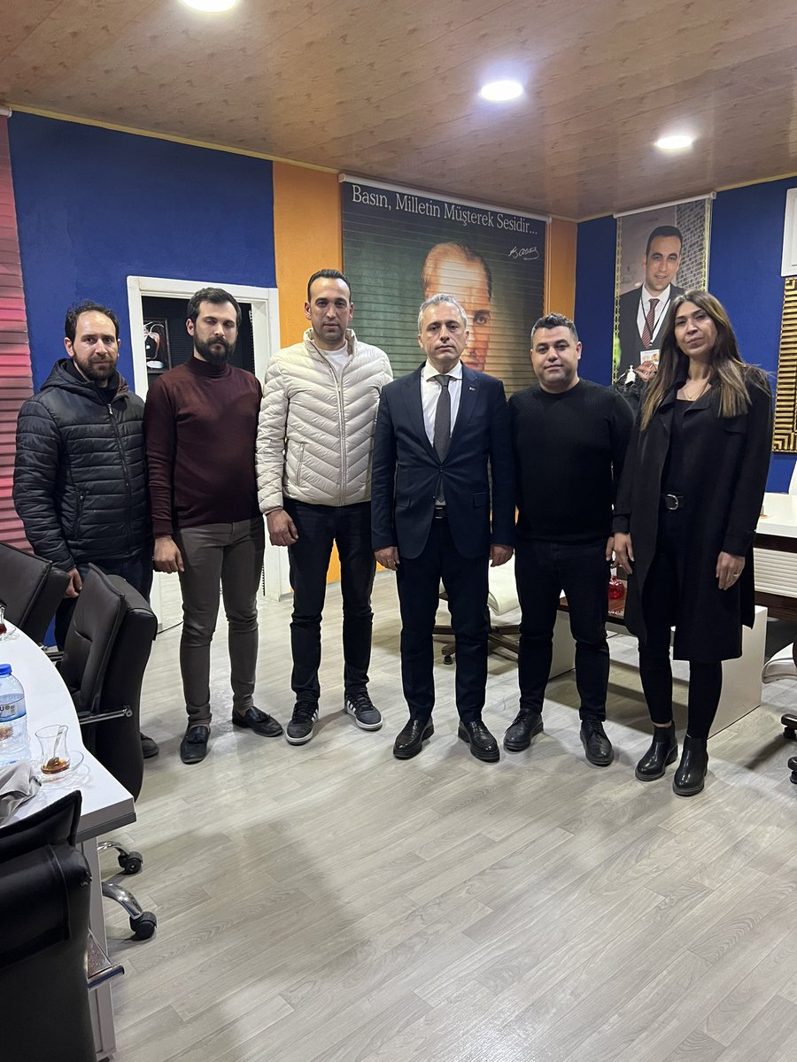 Şehrin yerel yönetimine dair önemli konuların ele alındığı interaktif bir platform olan Seçim Özel programının konuğu MHP Osmaniye Bld. Başkan Adayı Sayın İbrahim Çenet oldu.Sayın Çenet Osmaniye’nin geleceği ve projeleri hakkında detaylı bilgileri dinleyicilerimizle paylaştı.