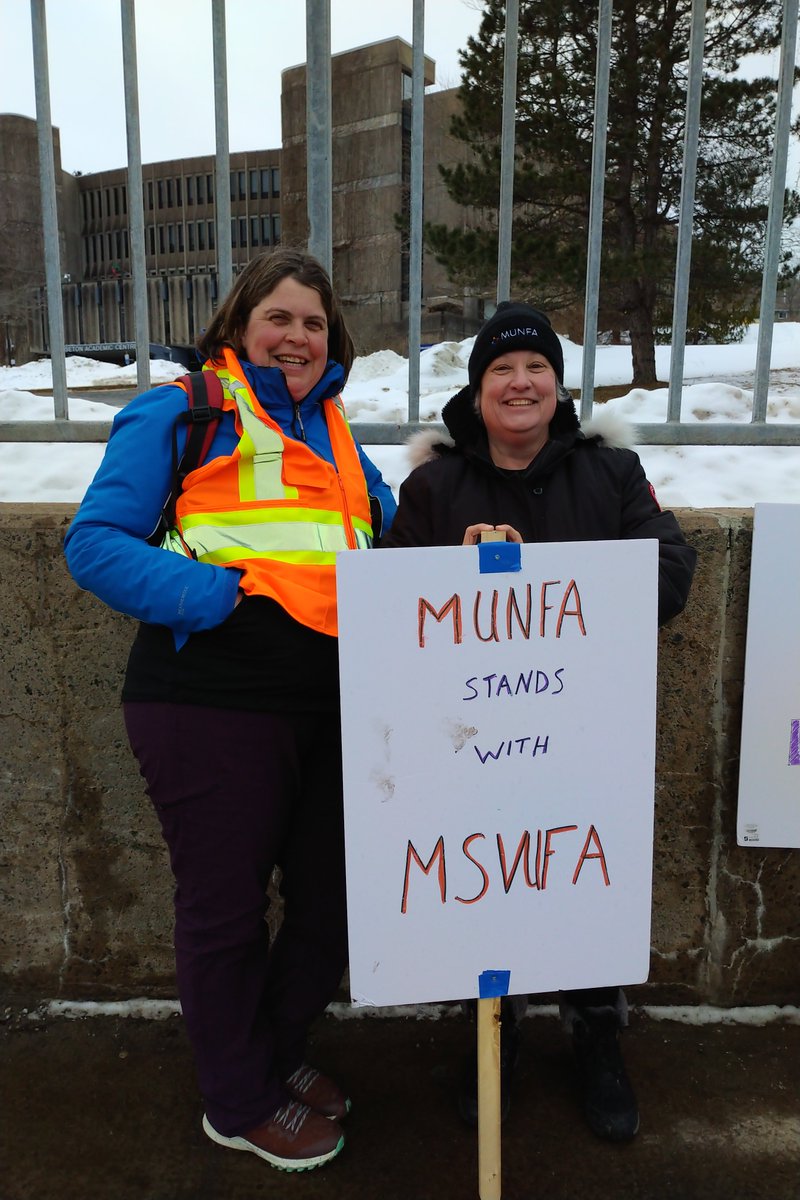 MUNFaculty's tweet photo. @MSVUFA @CautFund @CAUT_ACPPU @cbufa MUNFA Executive Member @drblefrancois is on the line today with @MSVUFA and @CautFund fighting for justice, equity, and a fair deal!
#supportMSVUFA https://t.co/J1HktKHzTG