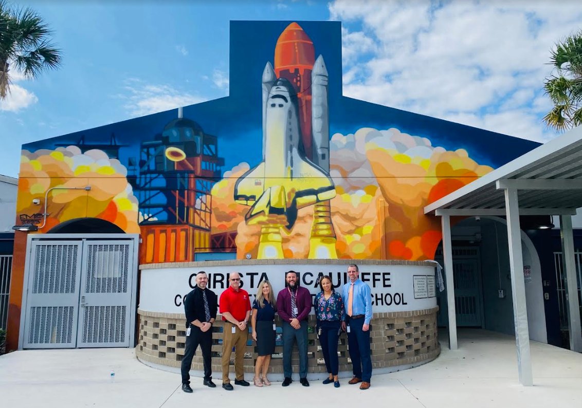 Thank you very much to Mr. Tierney and Dr. Sanders for stopping by the Launch Pad today for a visit. Your continued leadership and support is unwavering and always appreciated. #challengerssoar #Launchpad #growthmindset