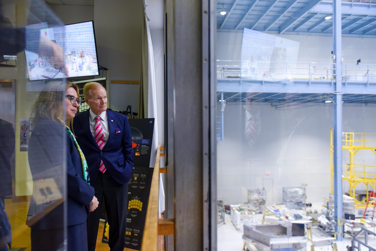 Guess who was roman'ing around @NASAGoddard? @NASA's Administrator @SenBillNelson stopped by to check out the progress of our next flagship astro mission, the Nancy Grace Roman Space Telescope. Set to launch by May 2027 - learn more about the mission: nasa.gov/Roman