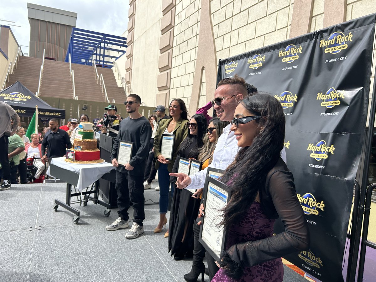 Back in September, the city declared 'Jersey Shore Day' in Atlantic City with the cast of <a href="/JerseyShore/">Jersey Shore</a> #jerseyshore #JSFamilyVacation at <a href="/HardRockHCAC/">Hard Rock Atlantic City</a> 

Tonight, you can see how it all played out on <a href="/MTV/">MTV</a> ❗

Can We Say Jerzday ⁉