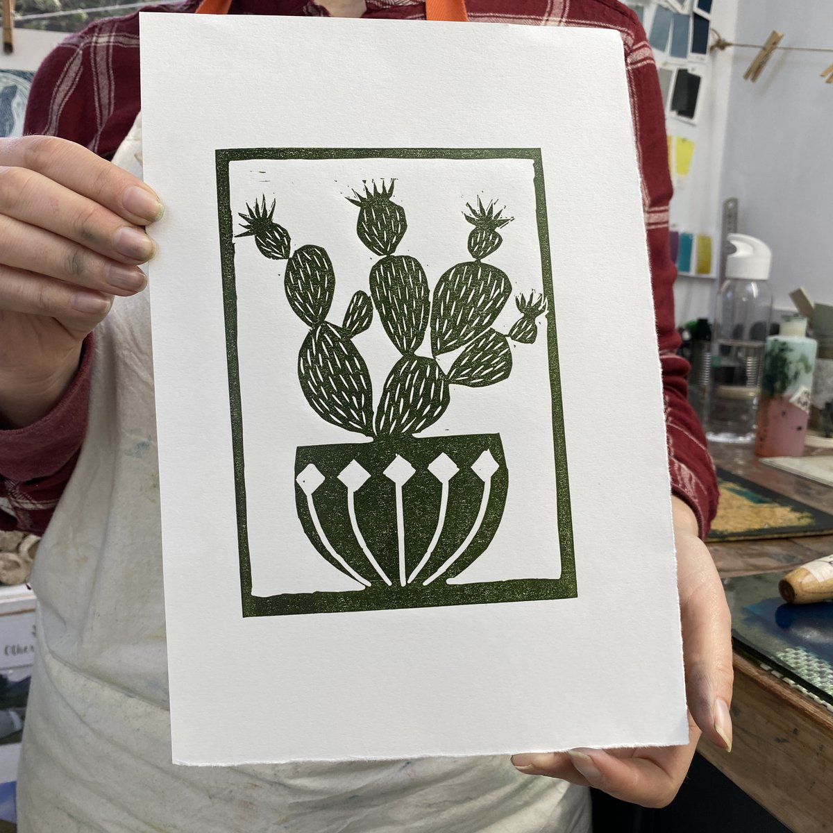 Design_York's tweet image. Yesterday’s beginner&apos;s #linocut #workshop. Aren’t they wonderful! 👏👏👏 Don’t live locally? Sign up for my online course. 

#linoprinting #printmaking #reliefprinting #northyorkshire #york #onlinecourse #printmakingworkshop