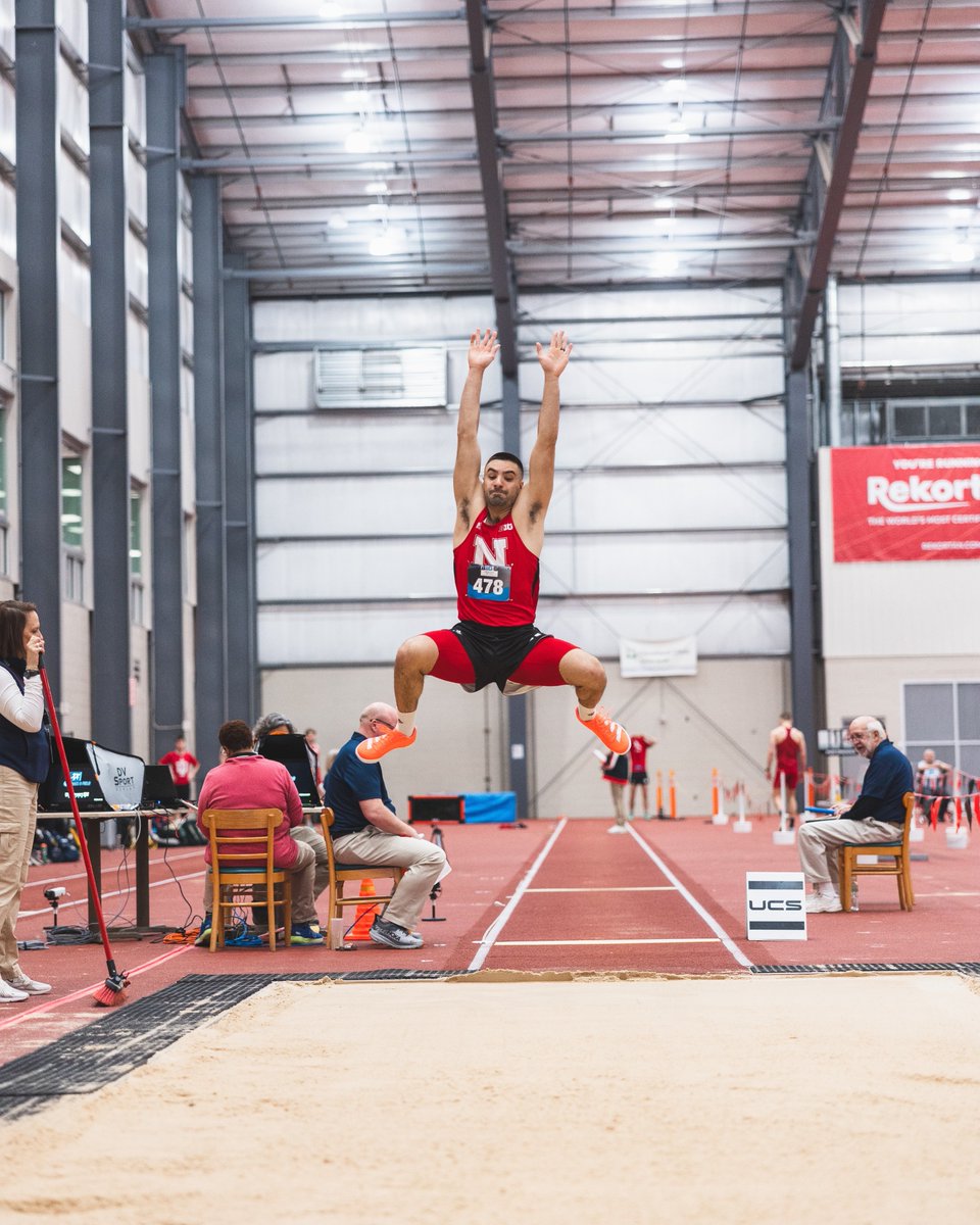 HuskerTFXC's tweet photo. Heptathlon Update | Long Jump

A big final jump of 23-4 3/4 (7.13m) gives Matthias Algarin 845 points!

Algarin (1720) & Kolby Heinerikson (1508) are in the top eight through 2 events
