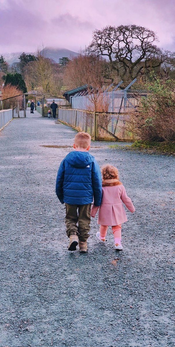 They fight like cat and dog and they wind each other up but little sister Hattie worships her big brother and Finn adores Hattie.  They will always be those protective figures in each others lives and look out for each other!! #meltsmyheart #brothersister @Kirstie130