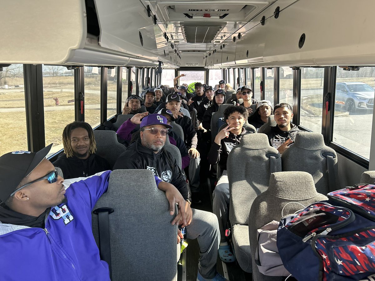 OHC_Baseball's tweet photo. Road trip to Harrisburg 4 game series again Southeastern Illinois starting tomorrow 😎🔥📈 https://t.co/gNnaFQayUY