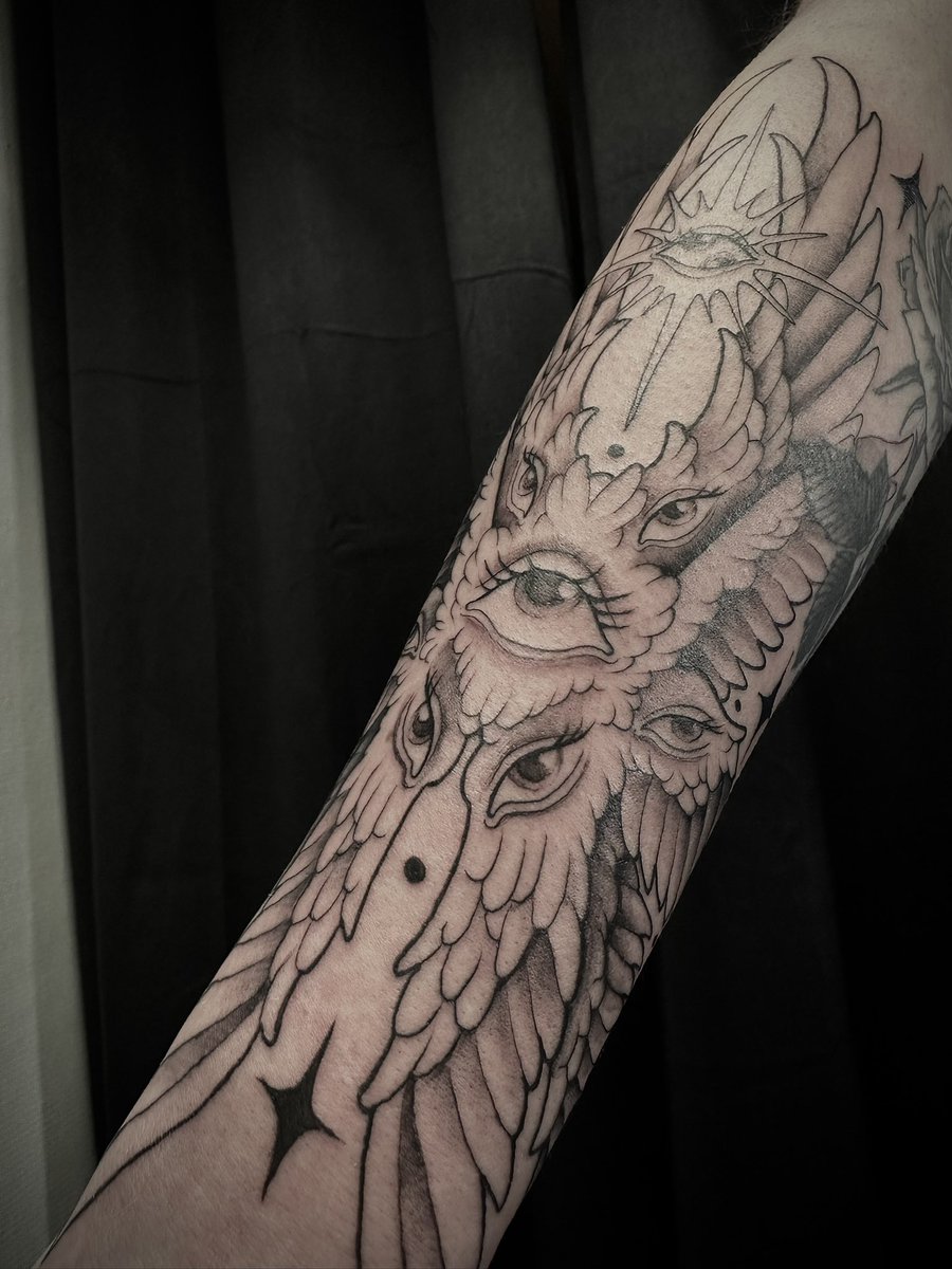 fanny_aigri's tweet photo. @boumtattoos À ça tu veux dire ? https://t.co/SZNkU8c8hh