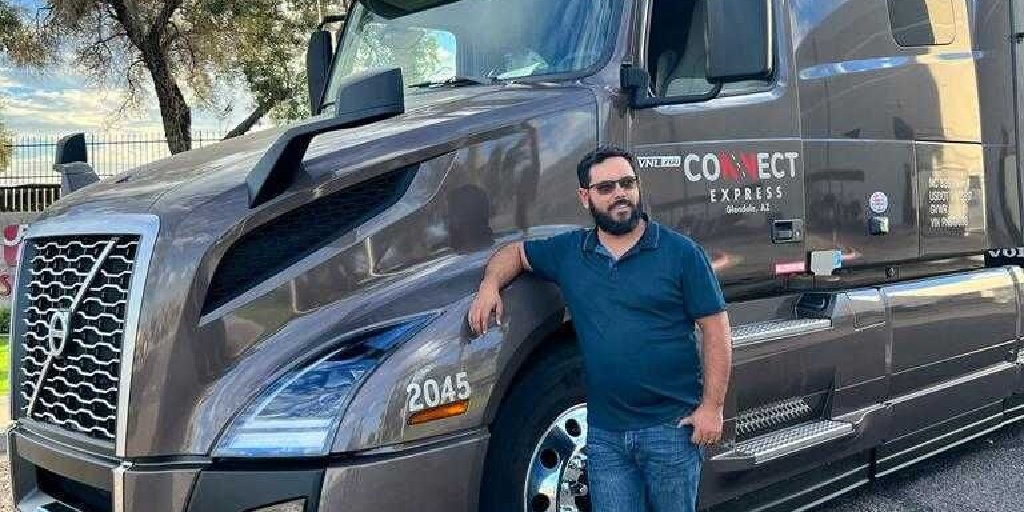 conectexpress's tweet image. Join Our Elite Team of Flatbed Truckers at Connectexpress 

Are you ready to steer your career in a new direction? 

#CDLJobs #TruckingLife #FlatbedTrucking #NowHiring #DriverJobs #RoadWarriors #TruckDriverLife #HiringDrivers #CDLCareers #JoinOurTeam