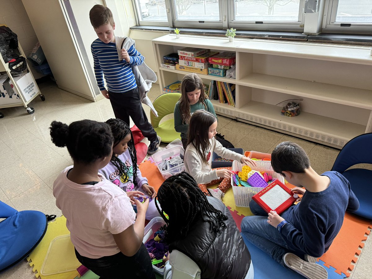 Samantha Wild Whalen tweet media