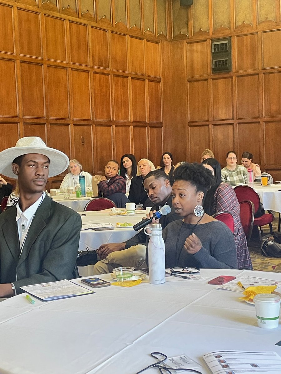 Grateful for inspiration to tackle daunting healthcare inequities. @waynestate students Mohammad Muntakim & Andrew Robinson presented on their impactful health expo. @MichiganHHS's Natasha Bagdasarian, MD, MPH, discussed public health approaches to a more equitable future.