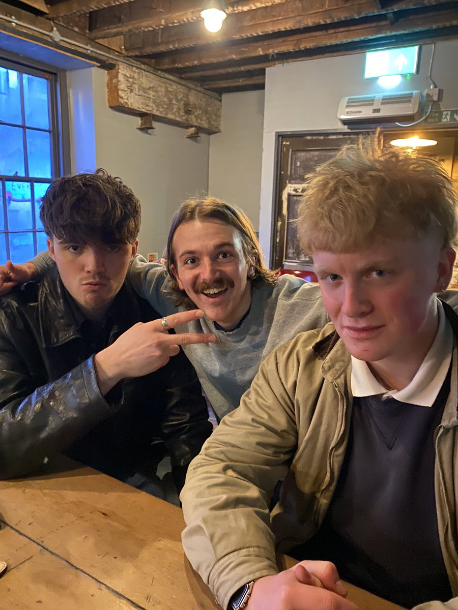 Doors 7:30 @bhtduk 07:45 @TheAnsellsBand 08:30 AIRFLO 09:00 We’ve got a very ill Cam with us tonight so we’re gonna need all your singing voices come the end of the set to see us through, we’ll see you all later 🤍 AIRFLO