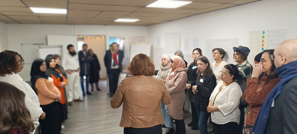 GDelbar's tweet photo. Une journée marquante pour #Roubaix avec la visite du fonds @ZeroChomeurLD . Une étape clé vers l'emploi pour tous, confirmant notre engagement envers les principes #TZCLD. Echanges riches et une visite inspirante à la Maison Réagir. Un engagement majeur pour notre mandat. #Etcld https://t.co/C4PbPG5VZi
