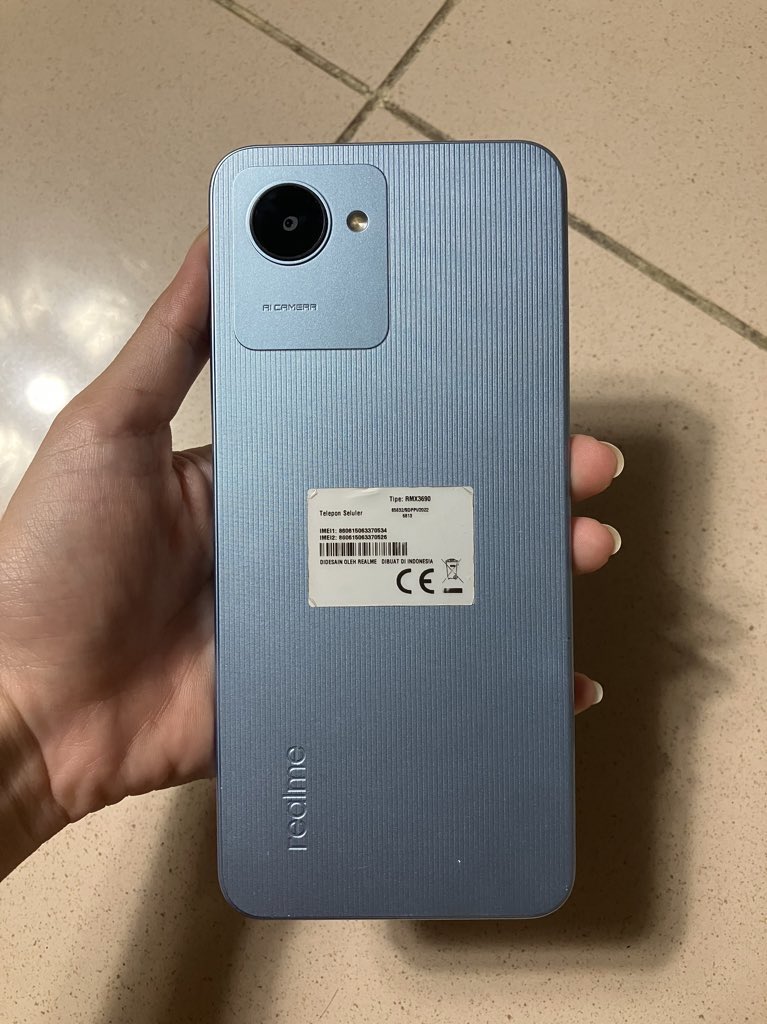 jastipmarc's tweet photo. @yrfvbby aku ada realme c30s 700k aja kak https://t.co/c07Lq34Nbe