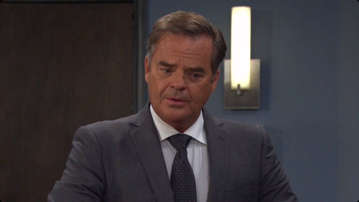 brianne1017's tweet photo. Rafe has left the room. Justin tells Xander & Sarah he'll give them some alone time. Xander wants to know if Justin is going to get him out on bail. Justin will try. #Days #Xarah #JusticeForXander @PaulTelfer @wallykurth https://t.co/tjdj18icEh