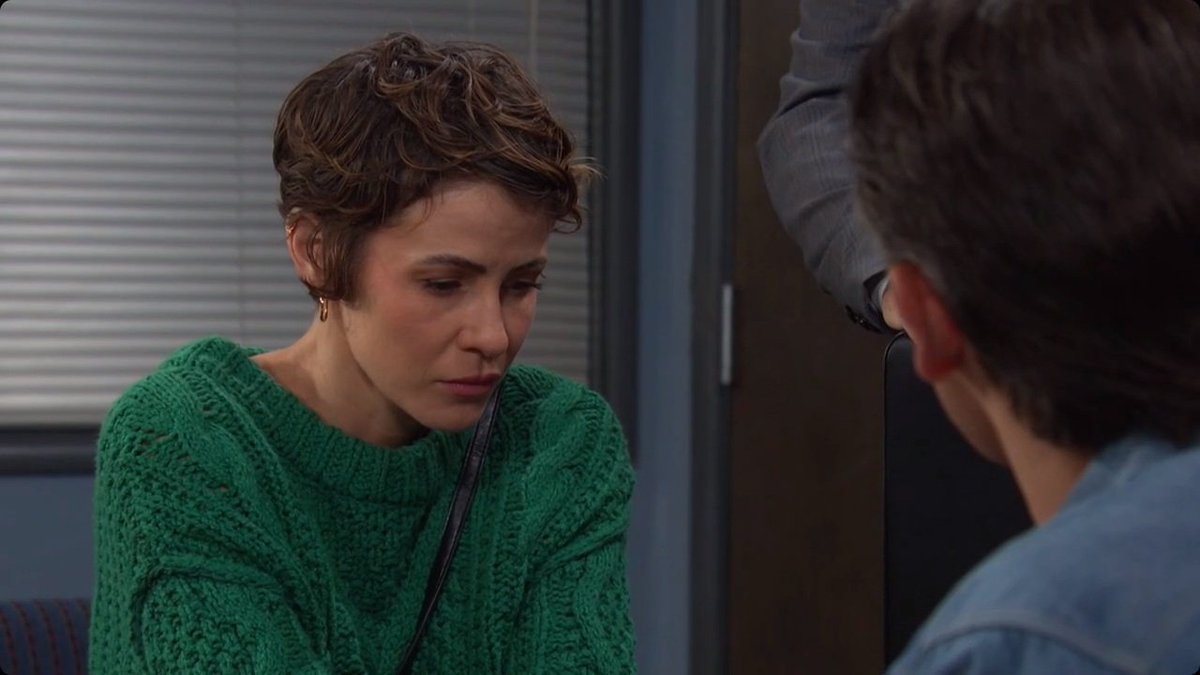 brianne1017's tweet photo. Rafe has left the room. Justin tells Xander & Sarah he'll give them some alone time. Xander wants to know if Justin is going to get him out on bail. Justin will try. #Days #Xarah #JusticeForXander @PaulTelfer @wallykurth https://t.co/tjdj18icEh