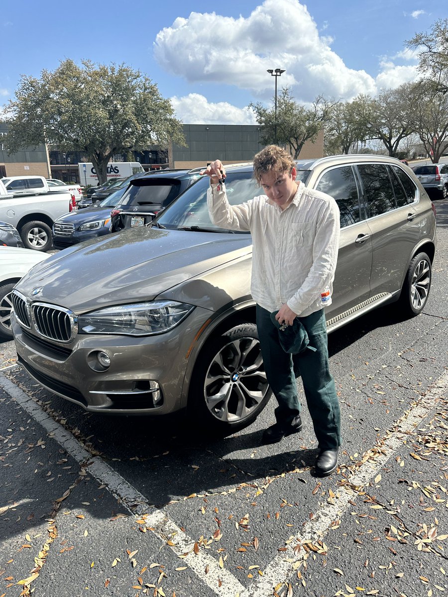 Daddy's Beemer tweet media