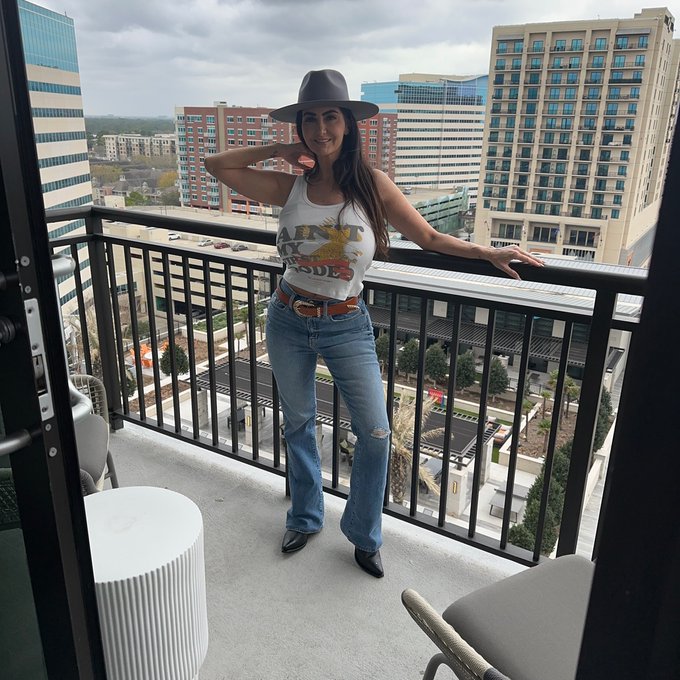 Happy Go Texan day! 🤠 https://t.co/jYwh7nT3kB<a href="/tag/gamedayfit"class="tags"><span>#gamedayfit</span></a>