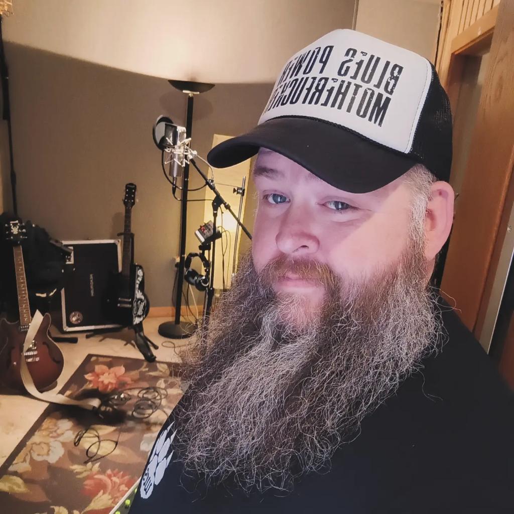 Real_BDFBand's tweet photo. Your boys are doing a little something something today. #BDF #BlackDogFriday #Texas #Music #Recording #Studio #FortWorth #Texicana #Blues #Rock #Band https://t.co/LRZgbPmwKE