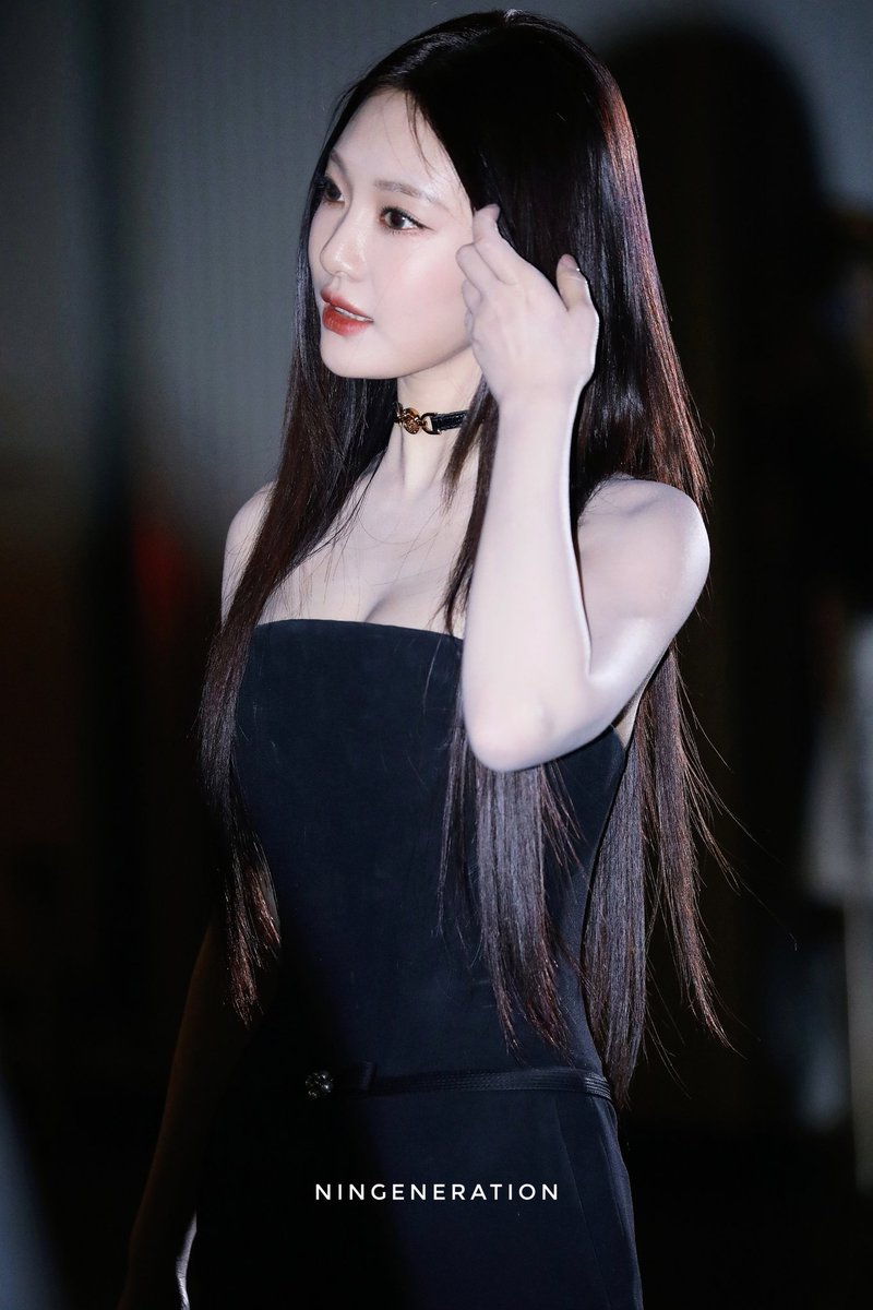 240223 Versace FW24
#NINGNINGxVersaceFW24
#NINGNING #닝닝 
#aespa  #æspa #에스파
#宁宁的时代