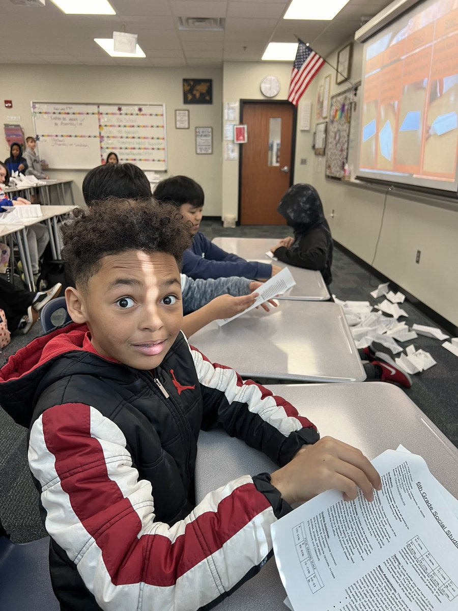 Edgewood Intermediate School tweet media