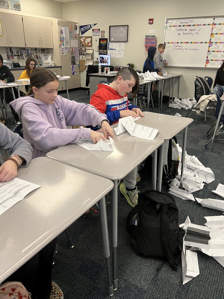 Edgewood Intermediate School tweet media