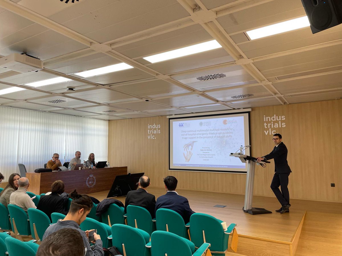 BDSLab_UPV's tweet image. Nuestro compañero Pablo Ferri  ha defendido su tesis doctoral "Deep Continual  Multimodal Multitask Models for Out-of-Hospital Emergency Medical Call  Incidents Triage Support in the Presence of Dataset Shifts" 🎉 🎉
Esperamos contribuir a mejorar el triaje en las llamadas al 112