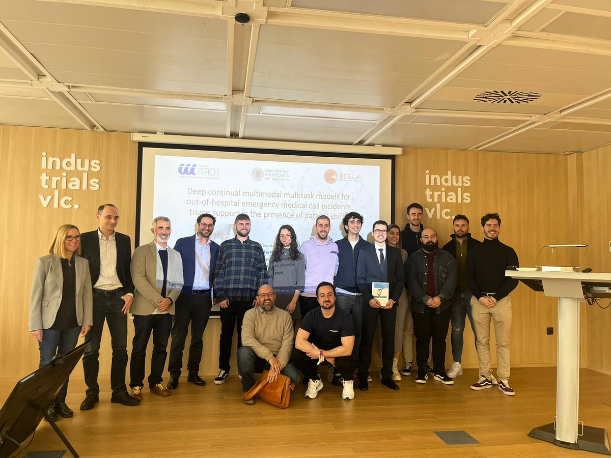 BDSLab_UPV's tweet image. Nuestro compañero Pablo Ferri  ha defendido su tesis doctoral "Deep Continual  Multimodal Multitask Models for Out-of-Hospital Emergency Medical Call  Incidents Triage Support in the Presence of Dataset Shifts" 🎉 🎉
Esperamos contribuir a mejorar el triaje en las llamadas al 112