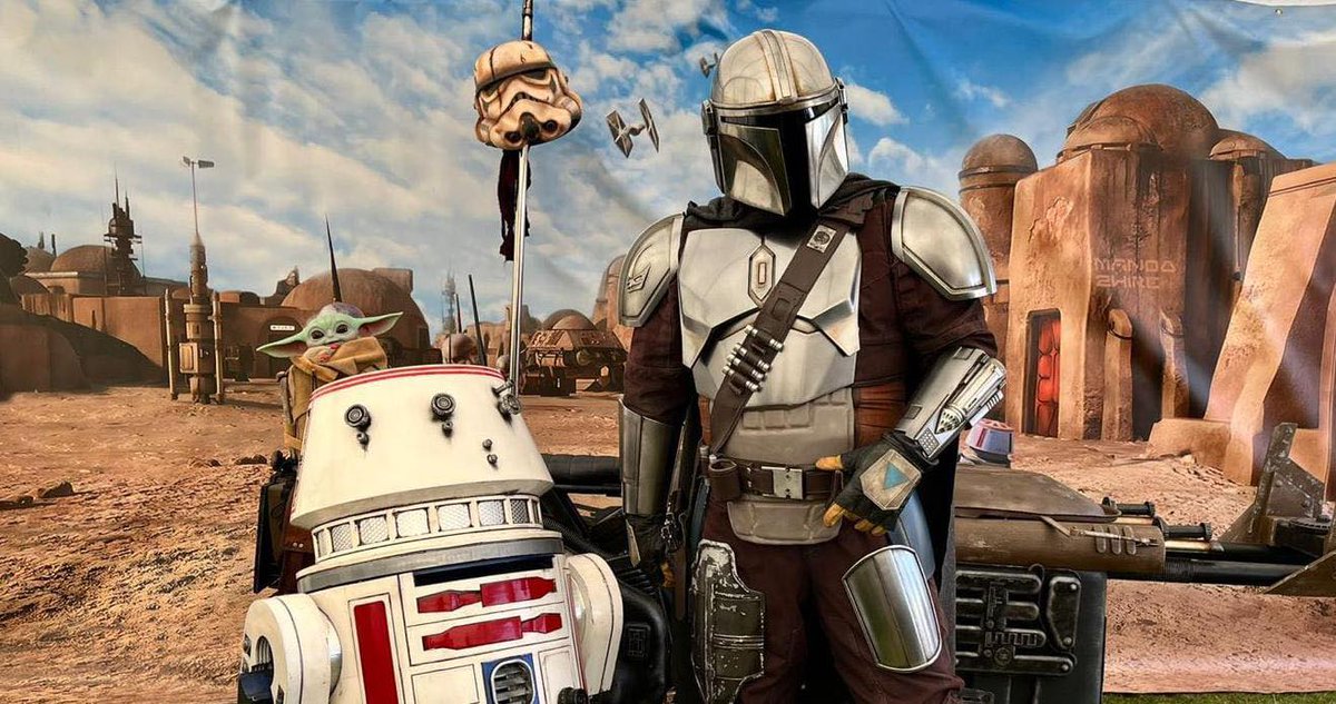 scifiscarbs's tweet photo. Check out @Mando2Hire, heading to #SciFiScarbs 20 - 21 April! This walking, talking screen-accurate bounty hunter is the only #Mandalorian with a real Speederbike in the UK. Come meet him and say hi to #Grogu - he'd love that. #ThisIsTheWay Tickets: https://t.co/59jakTW6j7 https://t.co/4WwRxnWB6y