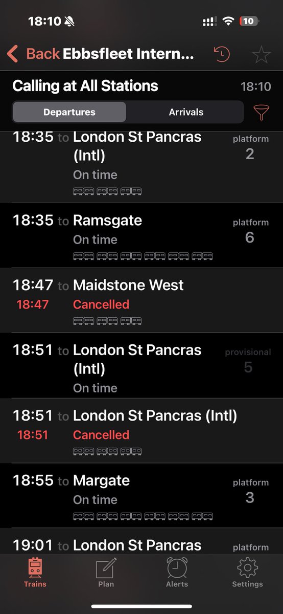 stuartfields's tweet photo. @Se_Railway 
What’s going on with 18:51 from Ebbslfeet one train is showing cancelled the other one showing running I am confused https://t.co/jnMGjizsQ6