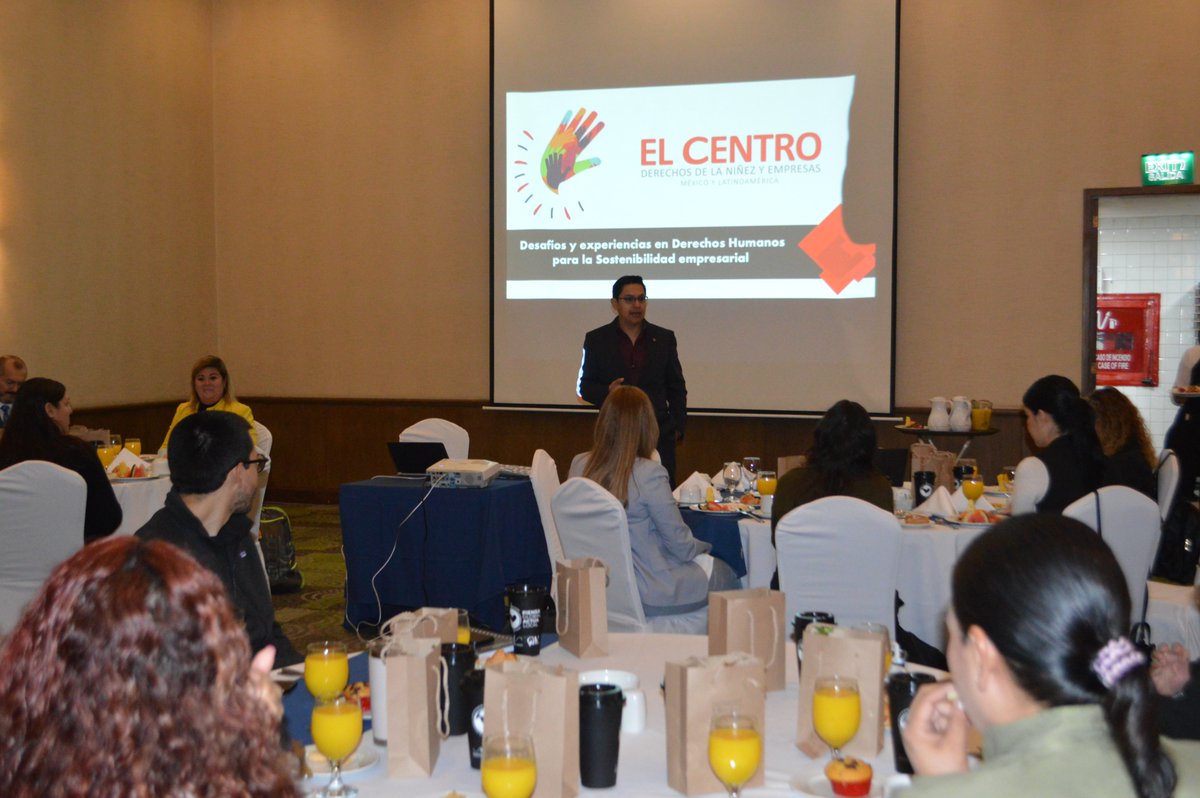 CentroDerechos's tweet photo. El 9 de febrero @CentroDerechos fue invitado a participar en el desayuno de directores, organizado por Montserrat Figueroa Directora de Sustentabilidad de CRV &amp; Co, donde presentamos los "Desafíos y experiencias en Derechos Humanos para la Sostenibilidad Empresarial" 
#ESR #RSE https://t.co/AfRC5UgPbC