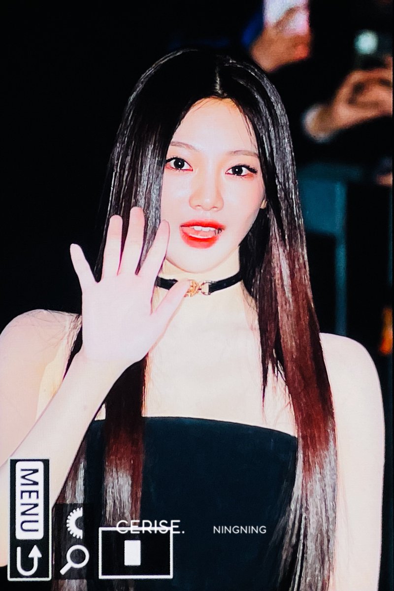 240223 Versace FW24 #NINGNINGxVersaceFW24 #에스파 #닝닝 #AESPA #NINGNING