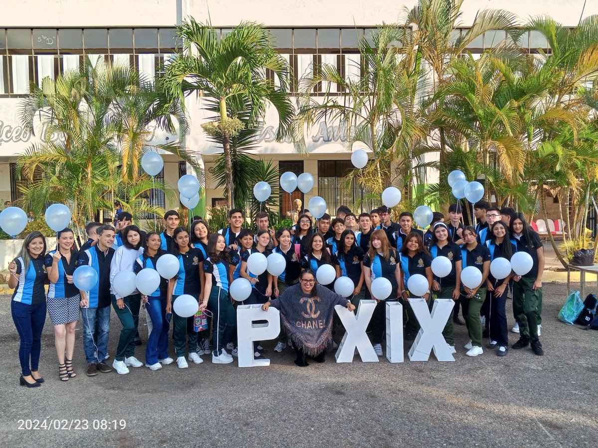 #23Febrero | Hoy es un día muy especial 🎉 para nuestros jóvenes de 5to año, quienes recibieron de forma oficial sus franelas de la promoción XIX 🎓. En un sencillo pero significativo acto acompañados de sus representantes, padrinos y profesores de la institución. #Tachira