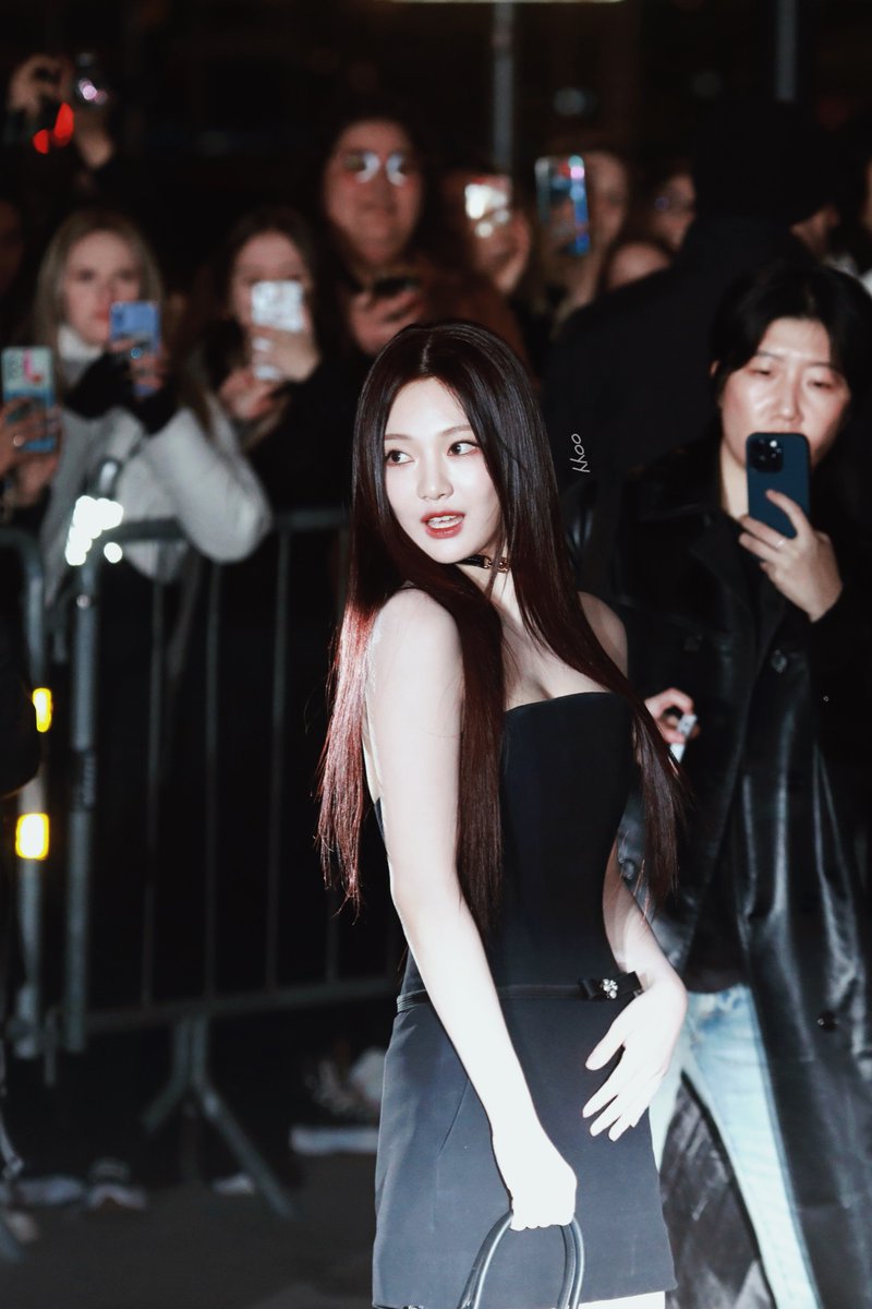 aespachart's tweet photo. My Versace girl is breathtaking!!!

📈 Goal 50k tweets

NINGNING AT VERSACE FW24
#NINGNINGxVersaceFW24#VersaceFW24
@Versace https://t.co/WFXIqeVtL4