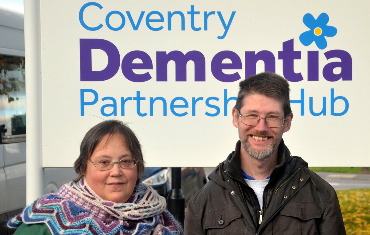 Meet your #Holbrooks #GreenCouncillors💚. Cllr #StephenGray & Cllr #EstherReeves holding monthly surgeries😀😀 11am-1pm every 2nd Wednesday #ForgetMeNot #DementiaPartnershipHub Cafe☕️ on Everdon Road CV6 4FB. What concerns you?🤨