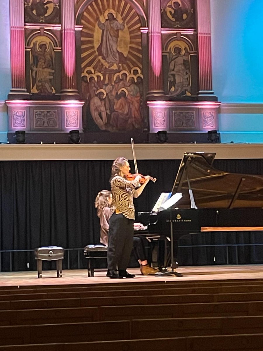 Final preparations for tonight's concert at @stgeorgesbris where @TamsinWaleyCohe & Cordelia Williams present Bach, Macmillan’s highly expressive After The Tryst, and Schubert’s shimmering Fantasie in C. stgeorgesbristol.co.uk/whats-on/corde…