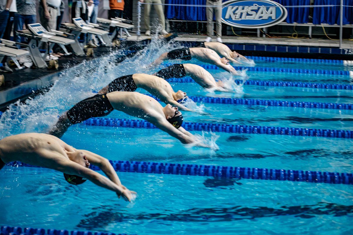 StXTigerSwim's tweet photo. How it started vs how it's going...
two individual races,
two state records...
In prelims...
Johnny Crush, you are ridiculous!
#captain
#LetsGoGetThis
#RiseAbove
#WeAreStX https://t.co/VGhU8qB2q9
