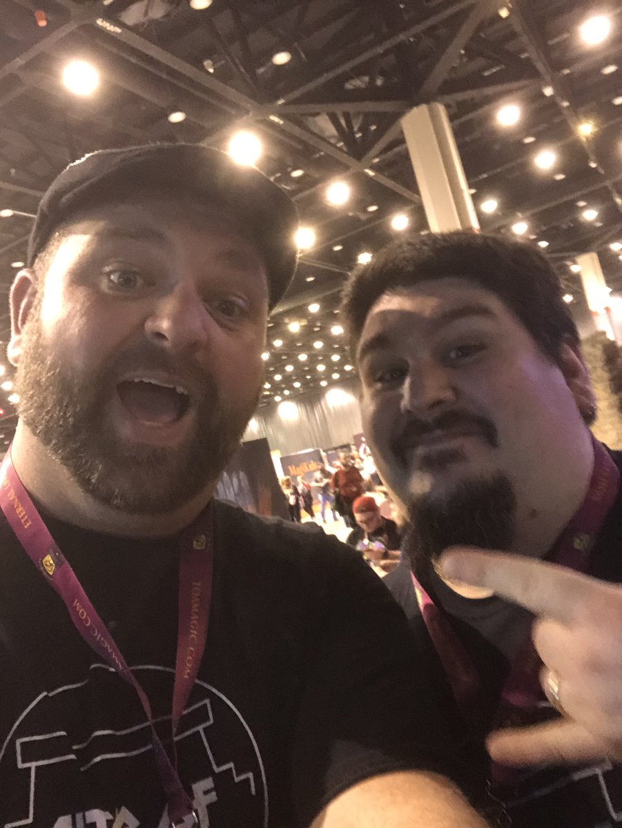 StephenGenerous's tweet image. We made it to Chicago!  Who wants to jam?