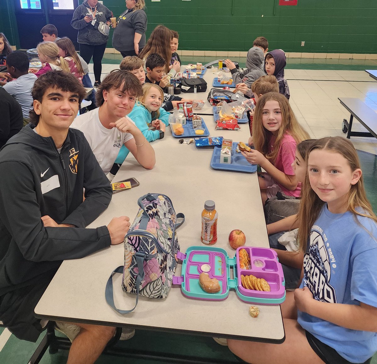 WMSAPHiggins's tweet photo. Students over at @LCETrailblazers were having a blast meeting some of our EHS Leaders!

#EastsidePride https://t.co/XVNutIHSQ4
