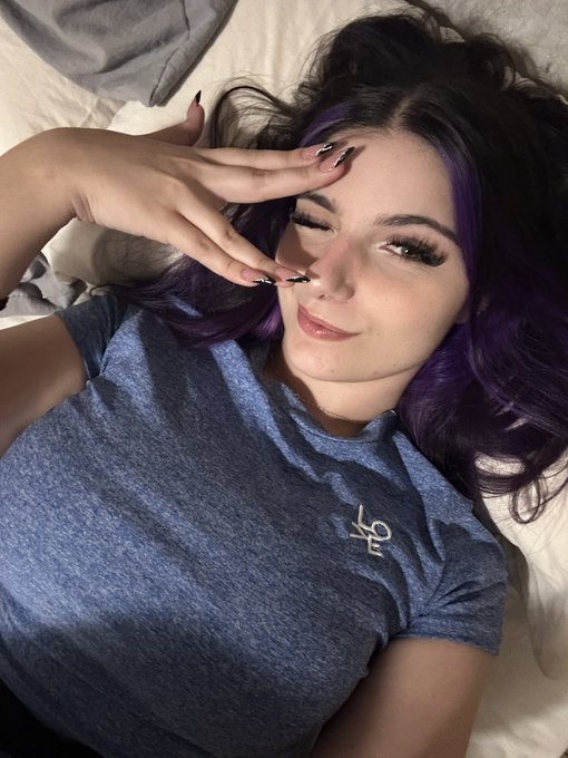 Selfie 📸 https://t.co/ORuwX5oz75<a href="/tag/valorantlcq"class="tags"><span>#valorantlcq</span></a>