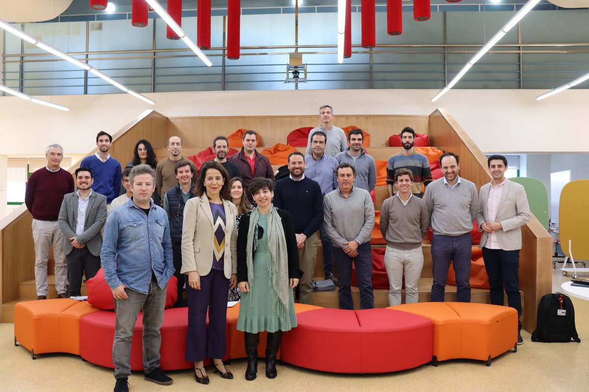UCO_otri's tweet photo. Celebrada la 1ª reunión de #Prolive, un proyecto en el que colaboran 11 socios de entidades públicas y privadas para buscar soluciones de sostenibilidad en el campo de la olivicultura.
Esta iniciativa se enmarca en la convocatoria TransMisiones.
@AgronomiaUCO @Univcordoba https://t.co/QqsVpOs9XA