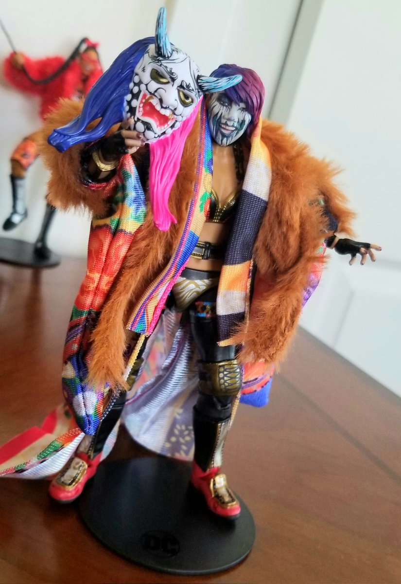 andrewEhurst's tweet photo. @WWEAsuka Your new action figure is awesome! https://t.co/0dvXaXKTMx