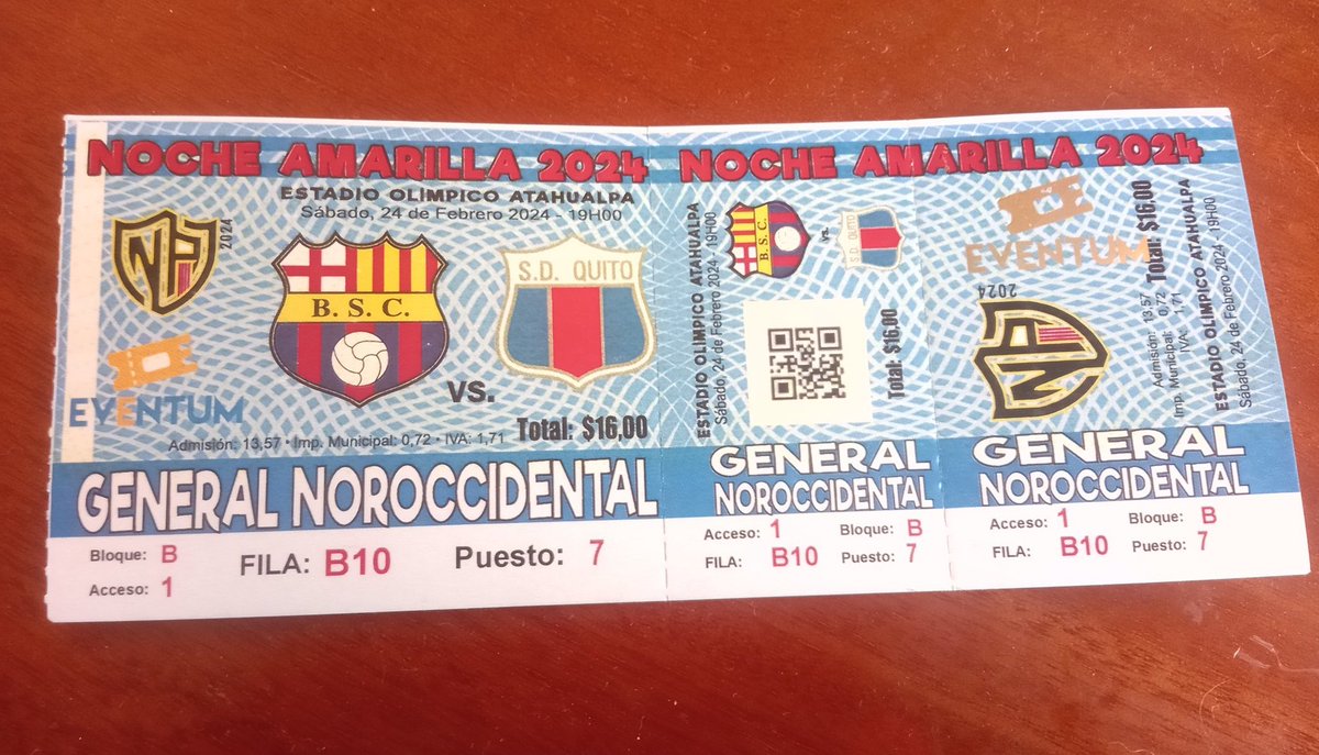 Deportivo Quito - Barcelona SC en el Olímpico Atahualpa.
Un partido con mucha historia del fútbol ecuatoriano. 
En 2015 se enfrentaron por última vez: 2 triunfos chullas y 2 toreros.

Tengo 1 entrada. Dale RT y postea una foto con tu camiseta 🔵🔴. Mañana sorteo ⚽🔽
