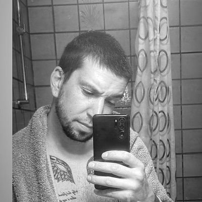 Linda tweet media